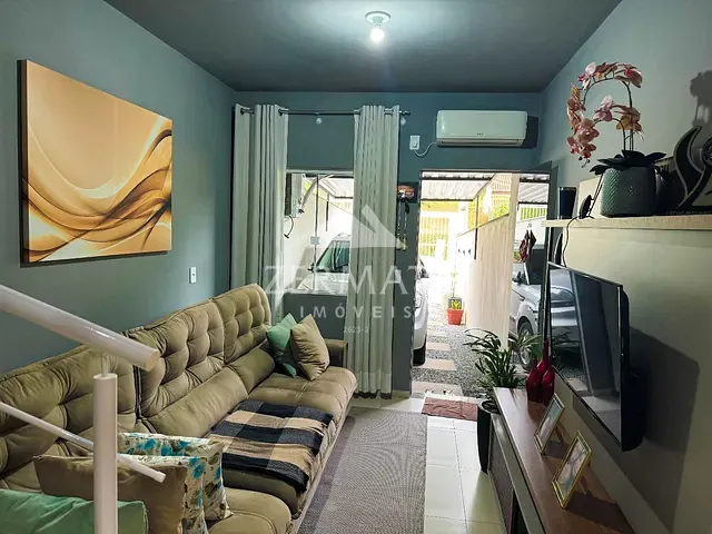 Sobrado com 77m² 2 quartos e 2 banheiros, à venda, no bairro Tribess em Blumenau