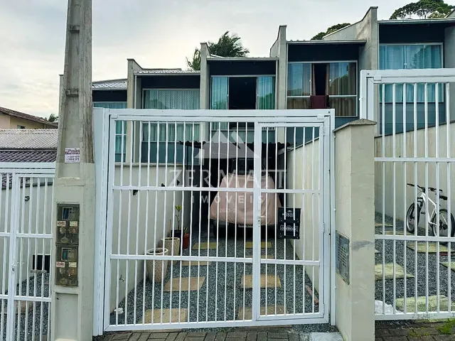 Sobrado com 77m² 2 quartos e 2 banheiros, à venda, no bairro Tribess em Blumenau