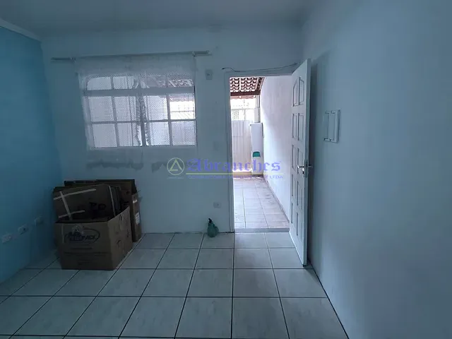 Sobrado com 65m² 2 quartos e 1 banheiro, para alugar, no bairro Vila Nova Curuçá em São Paulo