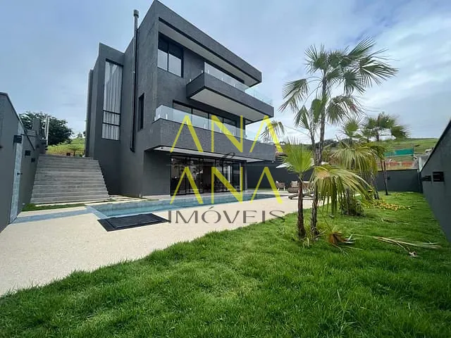 Sobrado com 600m² 3 quartos e 5 banheiros, à venda, no bairro Condomínio Vale das Águas em Bragança Paulista