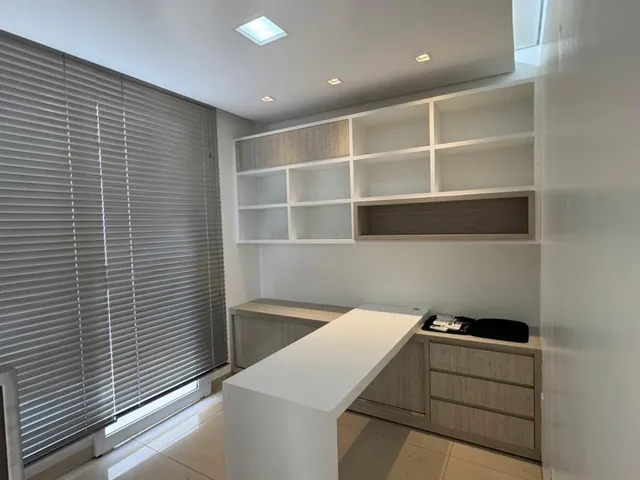 Sobrado com 360m² 3 quartos e 4 banheiros, para alugar, no bairro Plano Diretor Sul em Palmas