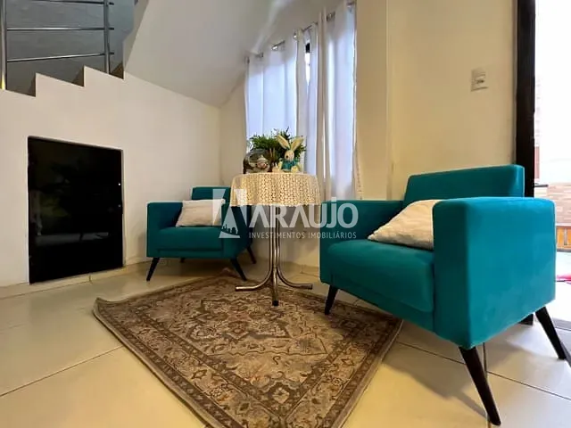 Sobrado com 300m² 2 quartos e 3 banheiros, à venda, no bairro São Vicente em Itajaí