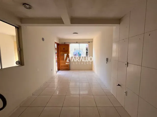 Sobrado com 65m² 2 quartos e 1 banheiro, para alugar, no bairro Fazenda em Itajaí