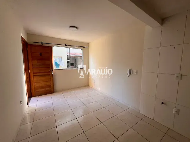Sobrado com 65m² 2 quartos e 1 banheiro, para alugar, no bairro Fazenda em Itajaí