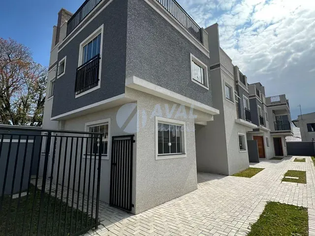 Sobrado 3 quartos e 1 banheiro, para alugar, no bairro Sítio Cercado em Curitiba