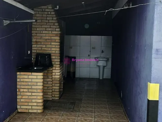 Sobrado com 262m² 3 quartos e 1 banheiro, à venda, no bairro Vila Camilópolis em Santo André