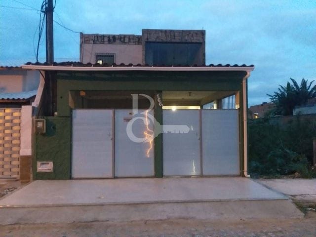 Casa com 180m² 3 quartos e 1 banheiro, à venda, no bairro Parque Jóquei Club em Campos dos Goytacazes