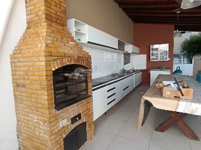 Sobrado com 575m² 4 quartos e 5 banheiros, à venda, no bairro Macaúba em Teresina