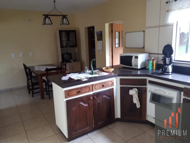 Sobrado com 479m², à venda, no bairro CENTRO em CARAMBEÍ