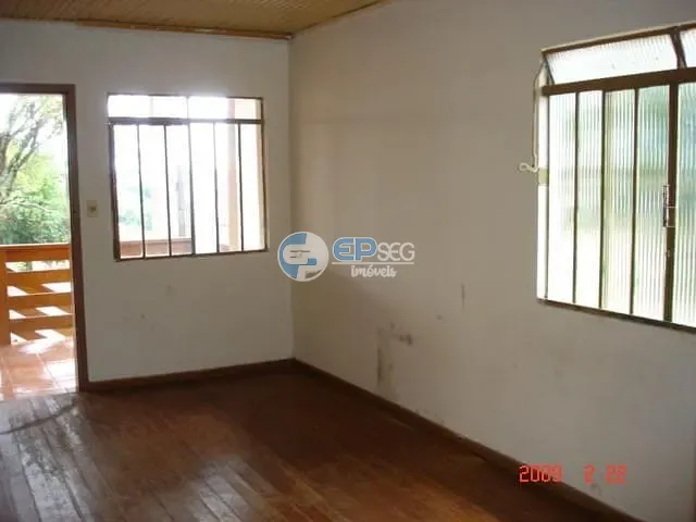 Sobrado com 291m² 3 quartos e 2 banheiros, à venda, no bairro Bancários em Londrina
