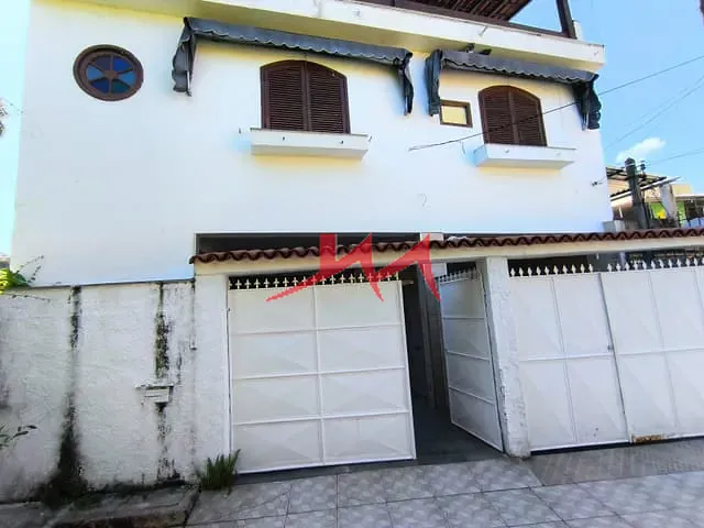 Sobrado com 275m² 2 quartos e 1 banheiro, à venda, no bairro Barro Vermelho em São Gonçalo