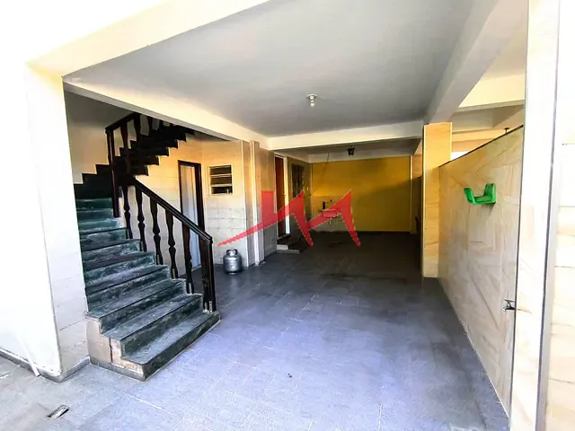 Sobrado com 275m² 2 quartos e 1 banheiro, à venda, no bairro Barro Vermelho em São Gonçalo