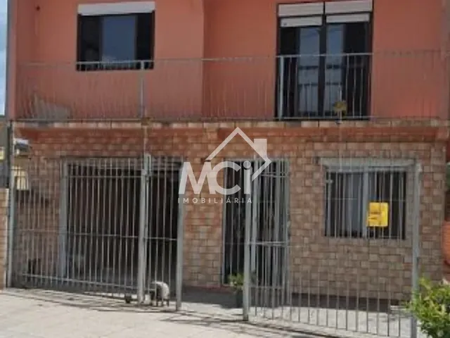 Sobrado 3 quartos e 3 banheiros, à venda, no bairro Fragata em Pelotas