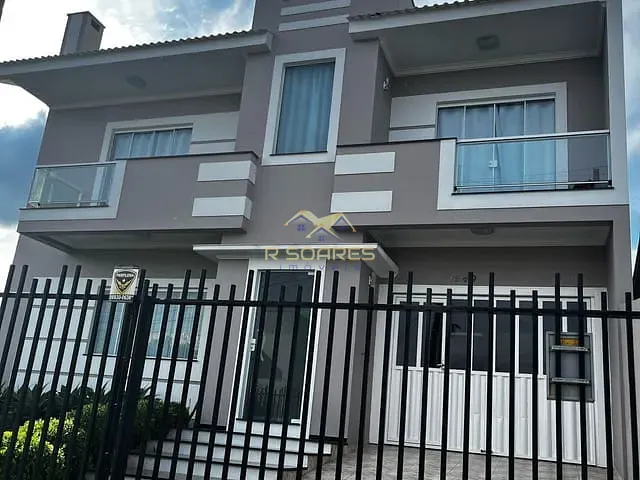 Sobrado com 600m² 3 quartos e 3 banheiros, à venda, no bairro Vila Prohmann em São Mateus do Sul