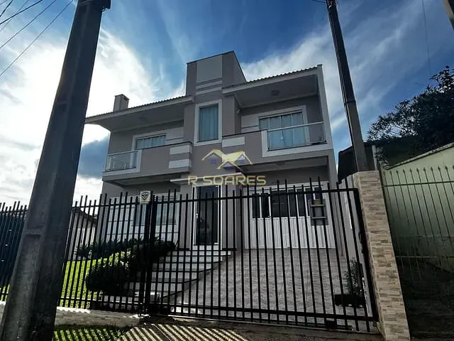 Sobrado com 600m² 3 quartos e 3 banheiros, à venda, no bairro Vila Prohmann em São Mateus do Sul