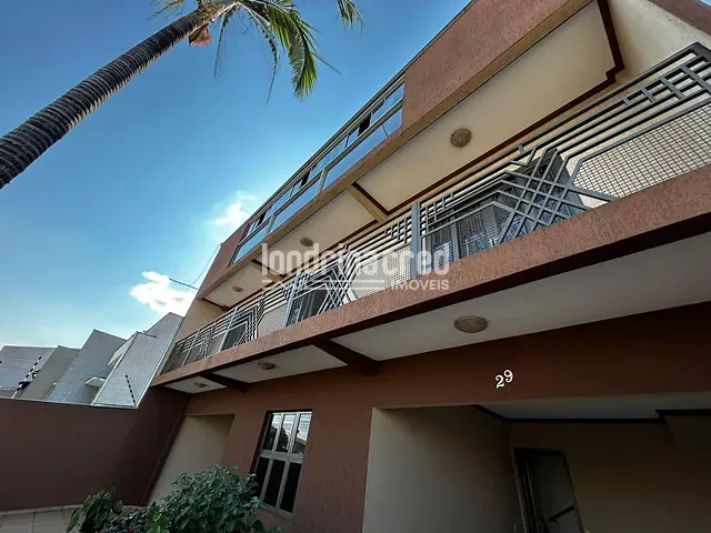 Sobrado com 432m² 6 quartos e 5 banheiros, à venda, no bairro Alpes em Londrina
