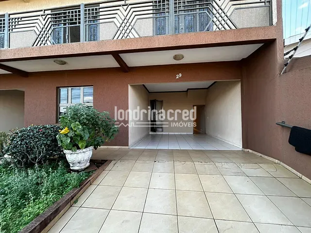 Sobrado com 432m² 6 quartos e 5 banheiros, à venda, no bairro Alpes em Londrina