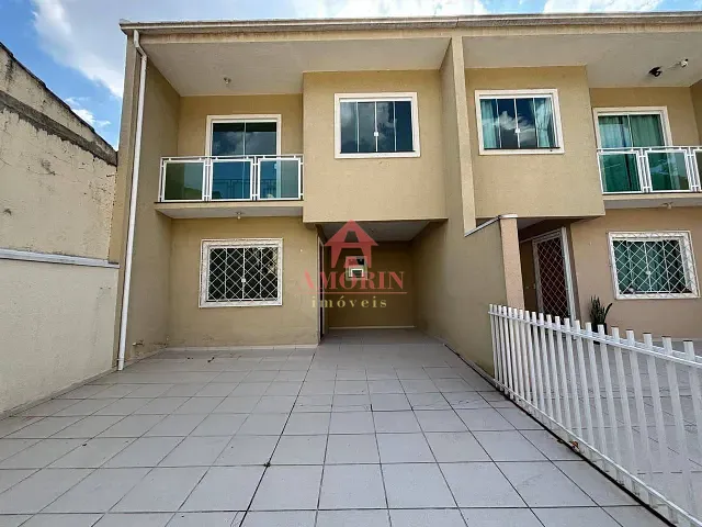 Sobrado com 100m² 3 quartos e 2 banheiros, à venda, no bairro Pinheirinho em Curitiba