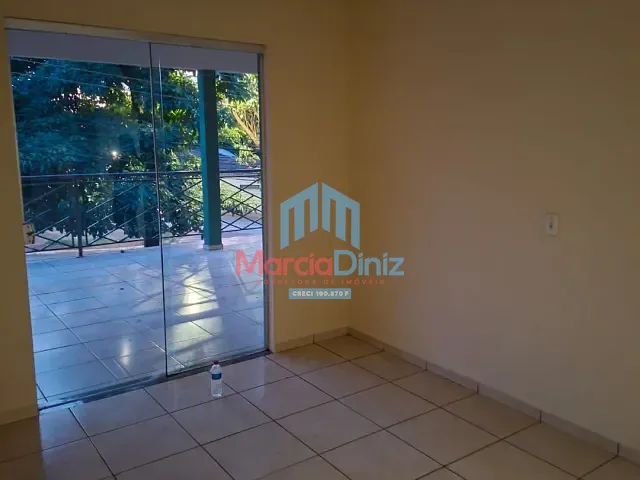 Sobrado 6 quartos e 5 banheiros, para alugar, no bairro Jardim Guanabara I em Ituverava