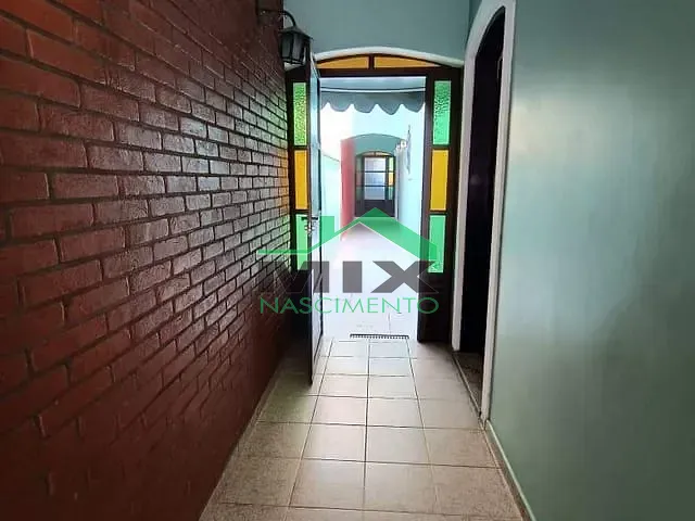 Sobrado com 250m² 4 quartos e 4 banheiros, para alugar, no bairro Taboão em São Bernardo do Campo