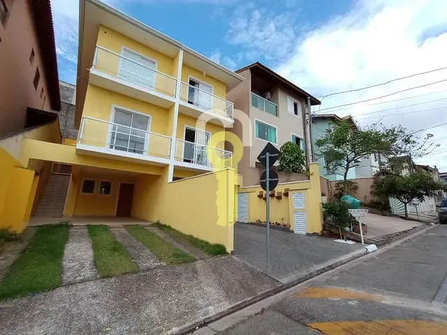 Sobrado com 125m² 3 quartos e 3 banheiros, à venda, no bairro Jardim Rio das Pedras em Cotia