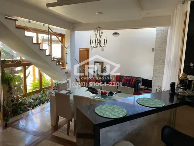 Sobrado com 400m² 5 quartos e 4 banheiros, à venda, no bairro Santa Inês em Mairiporã