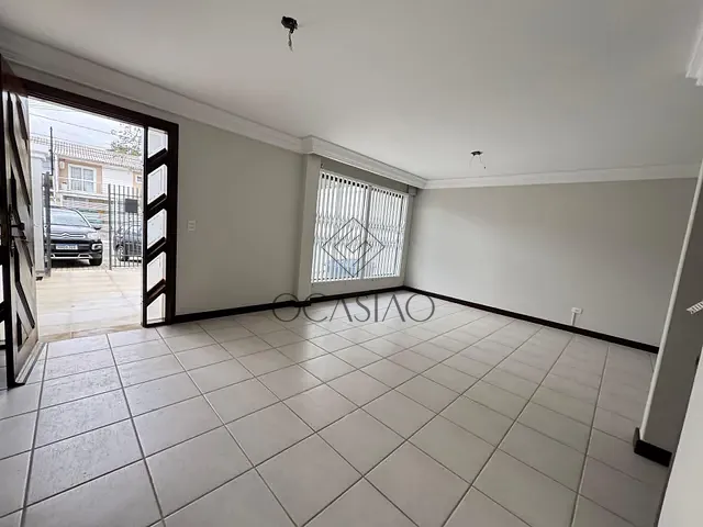Sobrado 3 quartos e 3 banheiros, à venda, no bairro Boa Vista em Curitiba