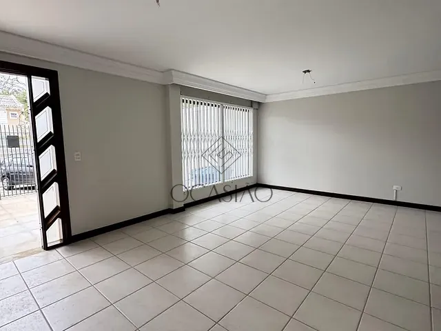 Sobrado 3 quartos e 3 banheiros, à venda, no bairro Boa Vista em Curitiba