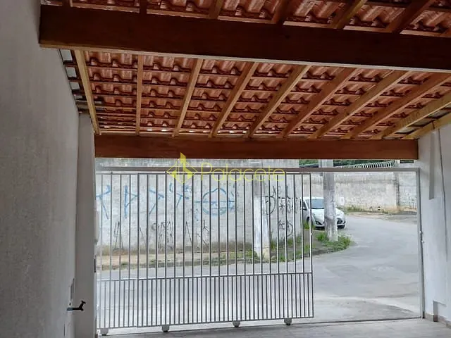 Sobrado com 125m² 3 quartos e 3 banheiros, à venda, no bairro Santana em Pindamonhangaba