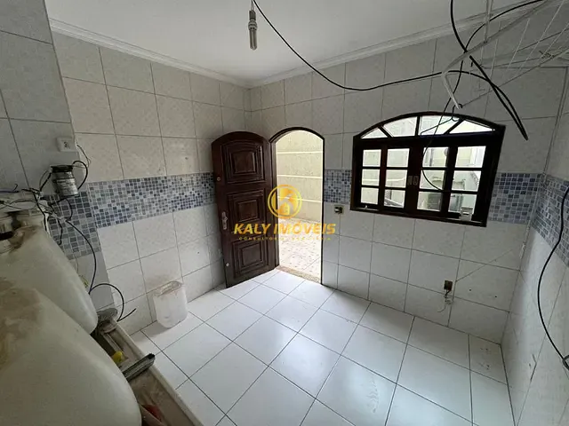Sobrado 4 quartos e 3 banheiros, à venda, no bairro Vila Pires em Santo André