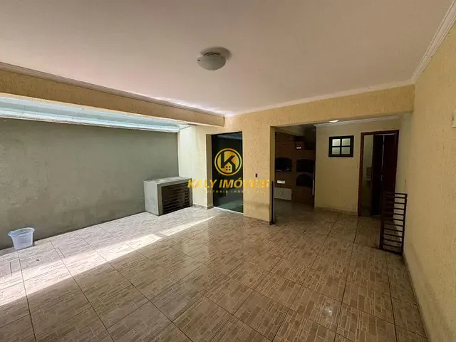Sobrado 4 quartos e 3 banheiros, à venda, no bairro Vila Pires em Santo André