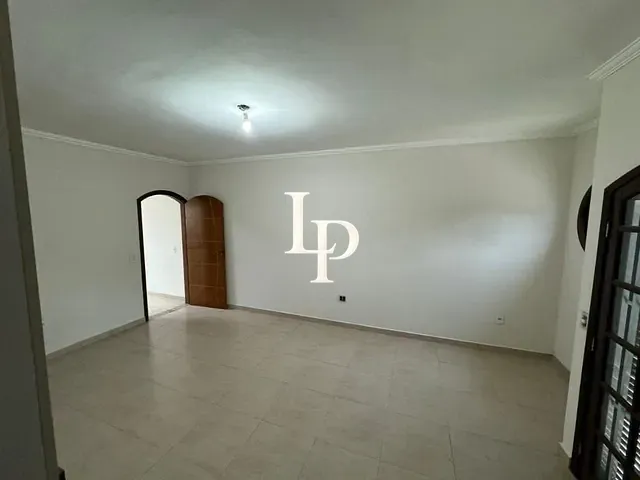 Sobrado 4 quartos e 3 banheiros, à venda, no bairro Vila Pires em Santo André