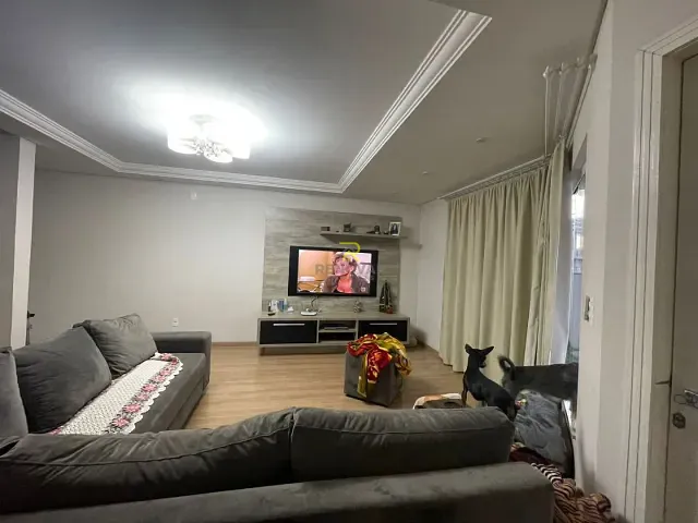 Sobrado com 538m² 3 quartos e 3 banheiros, à venda, no bairro Batel em Guarapuava