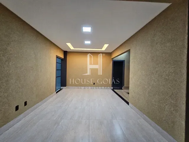 Sobrado com 240m² 3 quartos e 2 banheiros, à venda, no bairro Cardoso Continuação em Aparecida de Goiânia