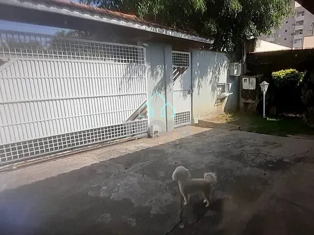 Sobrado com 510m² 5 quartos e 5 banheiros, à venda, no bairro Vila São José em Taubaté