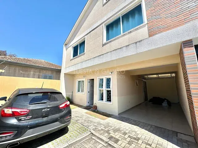 Sobrado com 131m² 3 quartos e 3 banheiros, à venda, no bairro Fanny em Curitiba