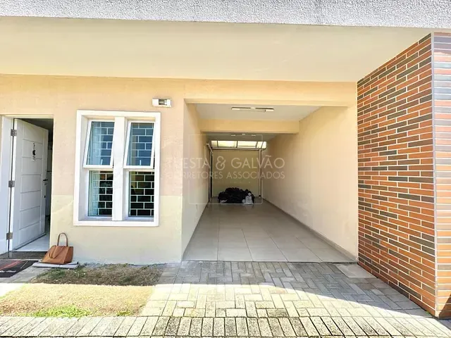 Sobrado com 131m² 3 quartos e 3 banheiros, à venda, no bairro Fanny em Curitiba