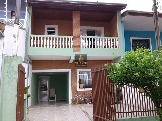 Sobrado com 124m² 3 quartos e 2 banheiros, à venda, no bairro Parque Residencial Flamboyant em São José dos Campos