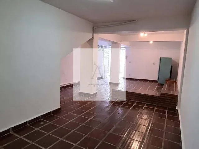 Sobrado com 279m² 3 quartos e 2 banheiros, à venda, no bairro Vila Madalena em São Paulo