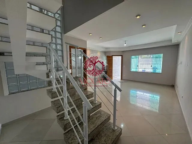 Casa com 129m² 3 quartos e 4 banheiros, à venda, no bairro Parque Vitória em São Paulo