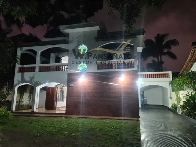 Sobrado com 410m² 3 quartos e 2 banheiros, à venda, no bairro Portal da Olaria em São Sebastião