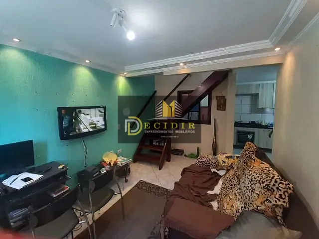 Sobrado com 73m² 3 quartos e 1 banheiro, à venda, no bairro Parque Boturussu em São Paulo
