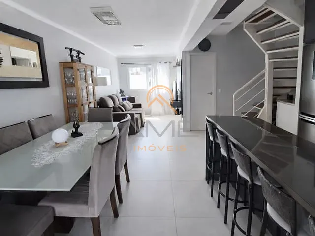 Sobrado com 199m² 2 quartos e 2 banheiros, à venda, no bairro São Gonçalo em Pelotas