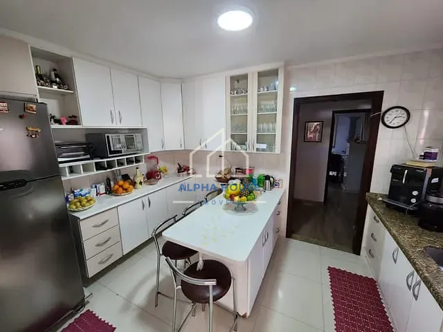 Sobrado com 175m² 4 quartos e 3 banheiros, à venda, no bairro Jardim Santa Luzia em Pindamonhangaba