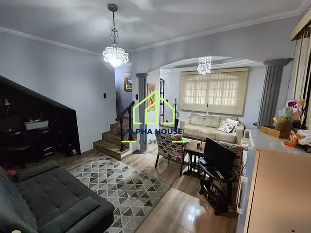 Sobrado com 175m² 4 quartos e 3 banheiros, à venda, no bairro Jardim Santa Luzia em Pindamonhangaba