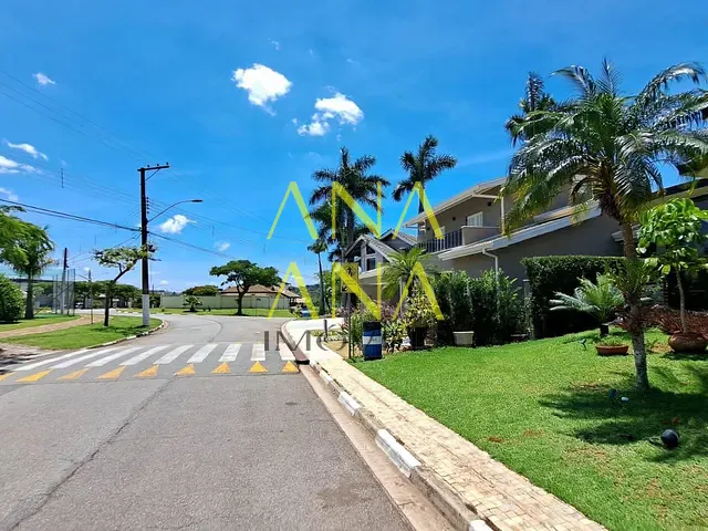 Sobrado com 388m² 3 quartos e 5 banheiros, à venda, no bairro Condomínio Residencial Euroville em Bragança Paulista