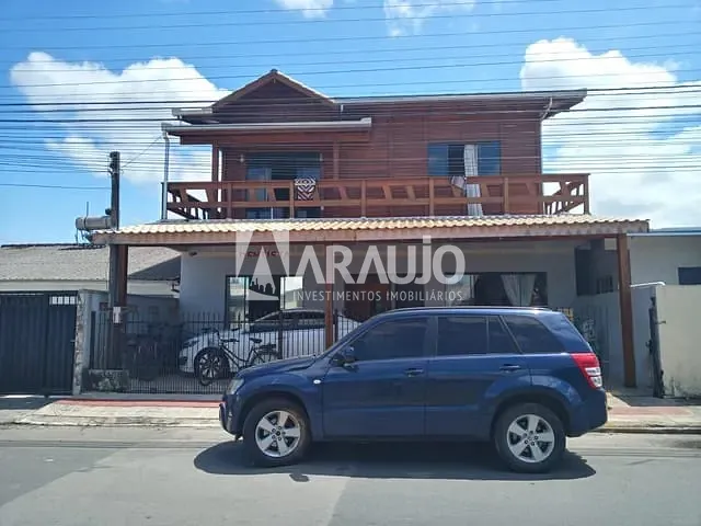 Sobrado com 200m² 3 quartos e 1 banheiro, à venda, no bairro Cidade Nova em Itajaí