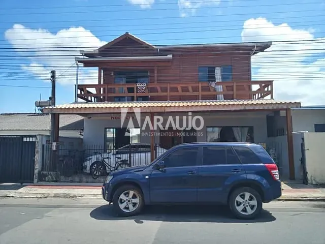 Sobrado com 200m² 3 quartos e 1 banheiro, à venda, no bairro Cidade Nova em Itajaí