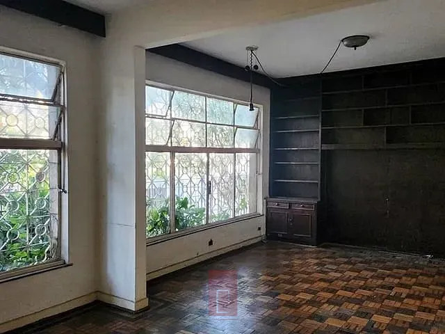 Sobrado com 375m² 4 quartos e 3 banheiros, à venda ou para alugar, no bairro Vila Madalena em São Paulo