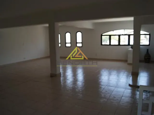 Sobrado 3 quartos e 6 banheiros, para alugar, no bairro Jardim Paraíso em São Paulo